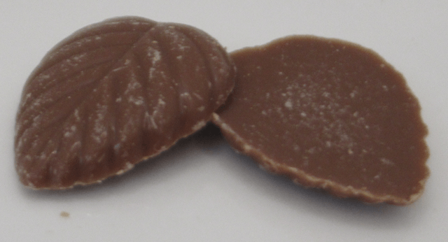 チョコレートの葉っぱ チョコレートの葉っぱ