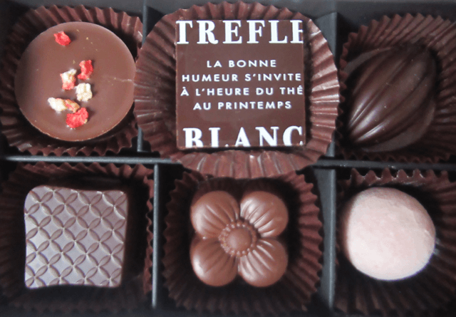 トレフルブラン（ストロベリーショコラアソート）の構成